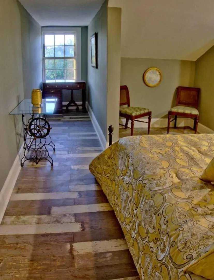 Beautiful 6 Bed, 5 Bath Historic Savannah Home Alojamento de Acomodação e Pequeno-almoço
