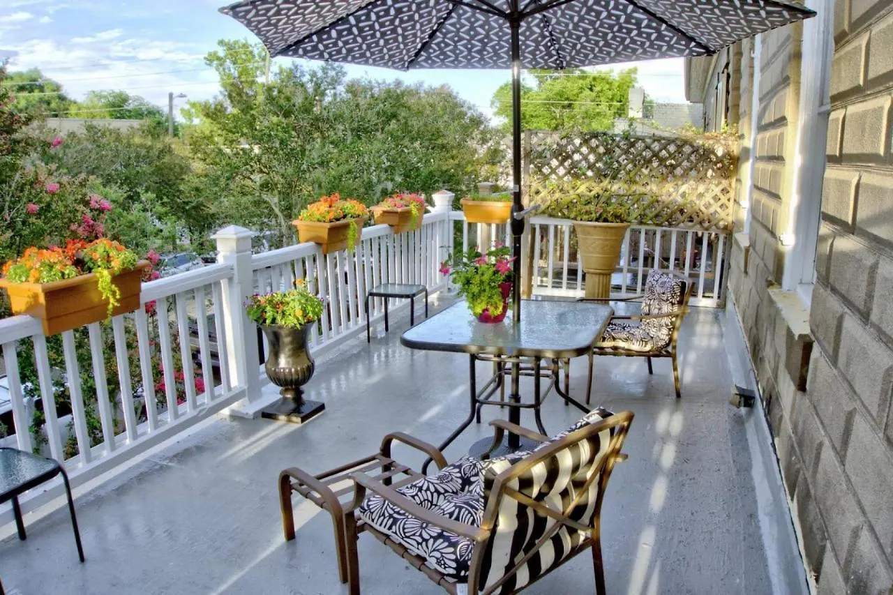 Beautiful 6 Bed, 5 Bath Historic Savannah Home Alojamento de Acomodação e Pequeno-almoço